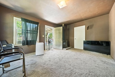 17789 Peterson Ln, Redding, CA 96003 - photo 3