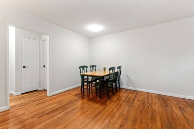 163-33 Willets Point Blvd unit Upper, Whitestone, NY 11357 - photo 4