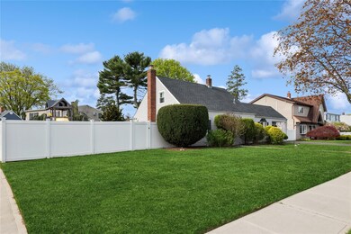 34 Chase Ln, Levittown, NY 11756 - photo 3