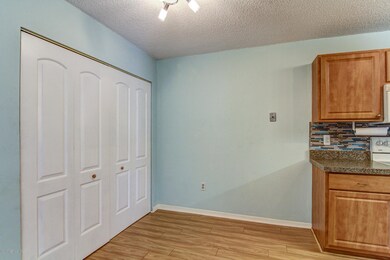 Area to Table Chairs