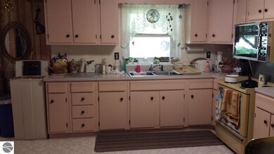 460 E Huron Rd, Omer, MI 48749 - photo 3