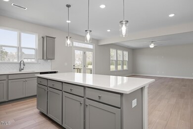 Hickory A-WK-88 Van Winkle St-lot 23-mls