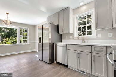 6114 Arbor St, Cheverly, MD 20785 - photo 6