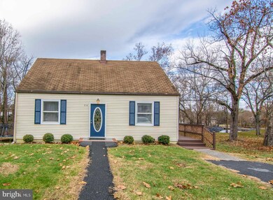 714 Crosby Rd, Front Royal, VA 22630 - photo 2