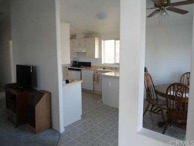 62475 29 Palms Hwy unit 37, Joshua Tree, CA 92252 - photo 6