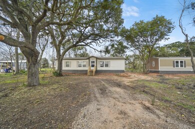 167 Country Oaks St unit Lot 18, Brazoria, TX 77422 - photo 2