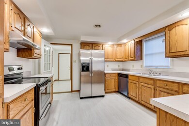 1485 Greensburg Rd, Martinsburg, WV 25404 - photo 6