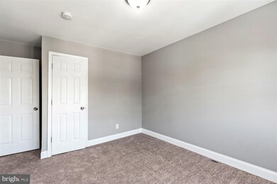 1230 Meridene Dr, Baltimore, MD 21239 - photo 5