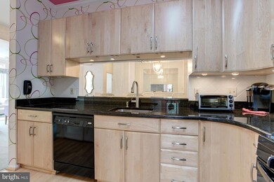 9219 Groffs Mill Dr unit 9219, Owings Mills, MD 21117 - photo 6