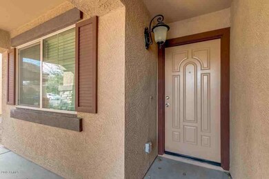 Porch/entry