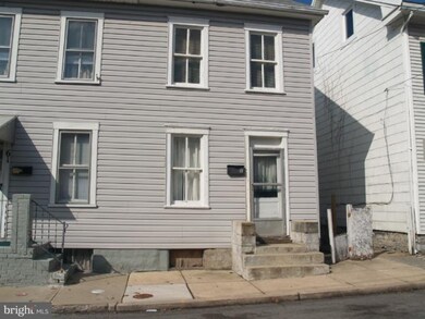 59 Elizabeth St, Hagerstown, MD 21740 - photo 2