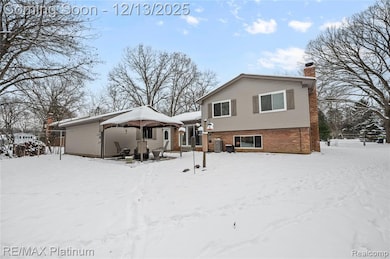 839 Harlequin Ct, Highland, MI 48357 - photo 6