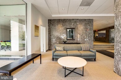 The Potomac Plaza Co-op unit 903, Washington, DC 20037 - photo 5