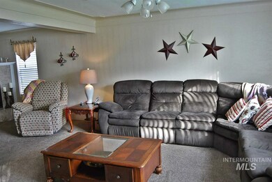 611 Almond St, Nampa, ID 83686 - photo 3