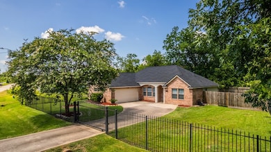 7113 Elbert St, Houston, TX 77028 - photo 3