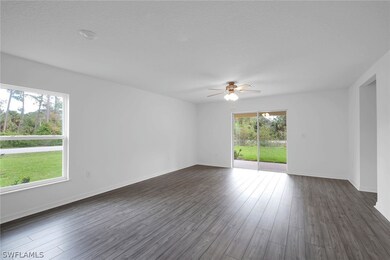 152 Yager Cir, Fort Myers, FL 33913 - photo 7