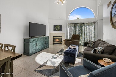 2100 W Lemon Tree Place unit 15, Chandler, AZ 85224 - photo 6