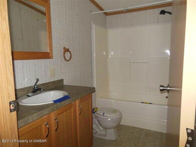 84 Mahanoy Ave, Tamaqua, PA 18252 - photo 4