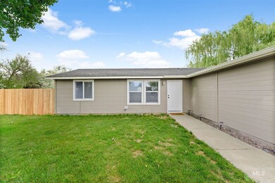 609 E Selway Dr, Homedale, ID 83628 - photo 4