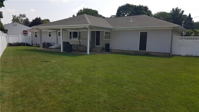 135 E View Ave, Cranston, RI 02920 - photo 2