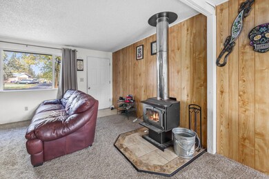 2140 SW Xero Ln, Redmond, OR 97756 - photo 7