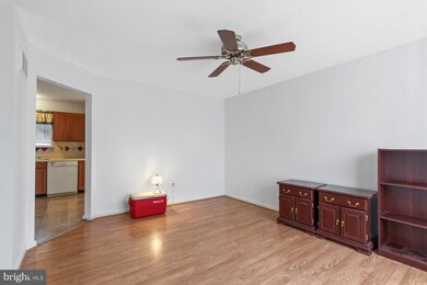 20 Macintosh Ct, Middle River, MD 21220 - photo 2