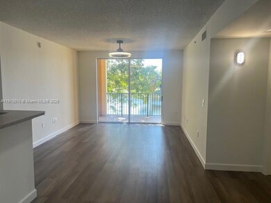 2160 E Preserve Way unit 206, Miramar, FL 33025 - photo 5