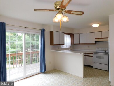 7440 Setting Sun Way, Columbia, MD 21046 - photo 5