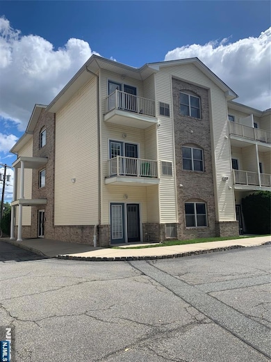 520 Victor St unit 49, Saddle Brook, NJ 07663 - photo 2