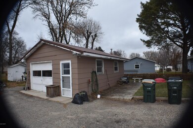 Heated garage/shop