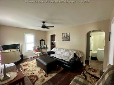 709 Dunbar Ave, Dunbar, WV 25064 - photo 4