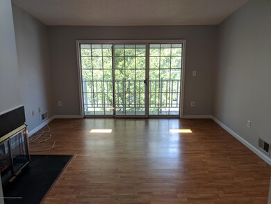 44 Players Cir unit F2, Tinton Falls, NJ 07724 - photo 3