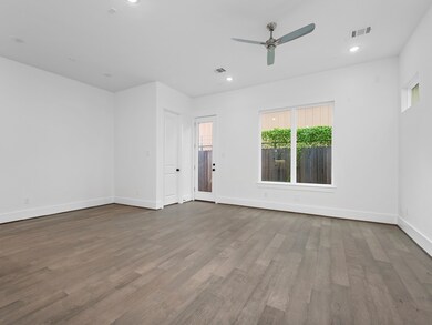 308 Cyclamen St, Houston, TX 77018 - photo 6