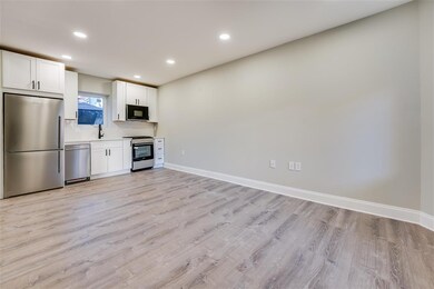 172 Mallory Ave unit 4, Jersey City, NJ 07304 - photo 2