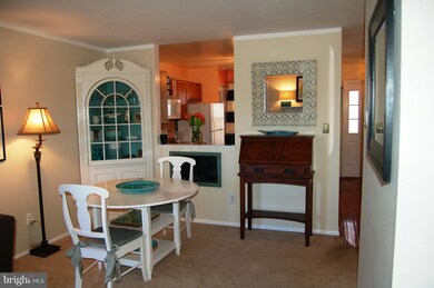 18737 Martins Landing Dr, Germantown, MD 20874 - photo 6