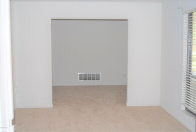 4608 Ortega Farms Cir, Jacksonville, FL 32210 - photo 4