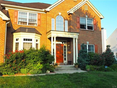 642 Ryan Dr, Allentown, PA 18103 - photo 2