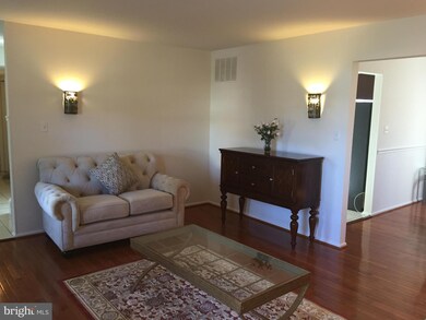 4331 Farm House Ln, Fairfax, VA 22032 - photo 7