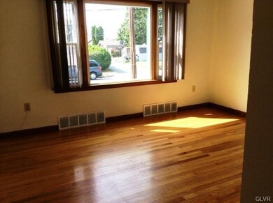 1845 S 2nd St, Allentown, PA 18103 - photo 2