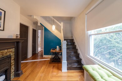 930 N Capitol Ave, Lansing, MI 48906 - photo 3