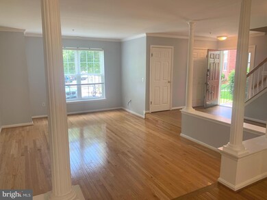 4946 Lockard Dr, Owings Mills, MD 21117 - photo 5