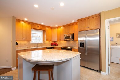 1910 Merrifields Dr, Silver Spring, MD 20906 - photo 6