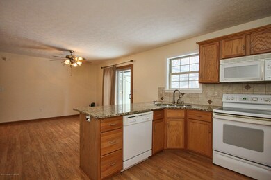 5516 Fairwood Oaks Place, Louisville, KY 40291 - photo 2