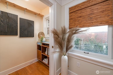 525 16th Ave E unit 403, Seattle, WA 98112 - photo 7