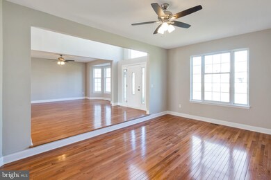 136 Cornwell Dr, Bear, DE 19701 - photo 3