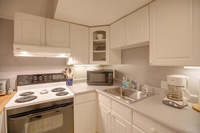 36 Fox Run Rd unit 1, Lincoln, NH 03251 - photo 2