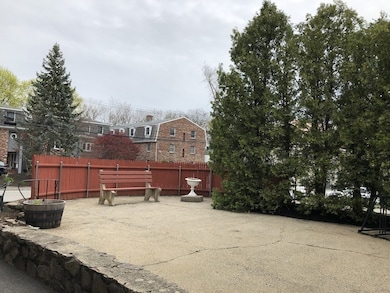 59 Prospect St unit C2, Marblehead, MA 01945 - photo 2