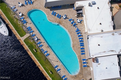Bird's eye view of a pool area