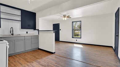 902 Burch St, Ardmore, OK 73401 - photo 6