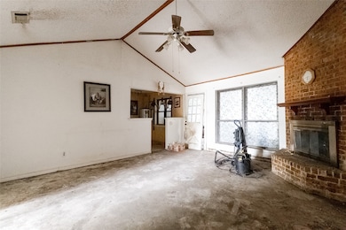 708 Redbud Dr, Forney, TX 75126 - photo 3